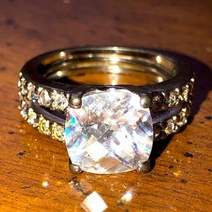 Size 10 fashion ring